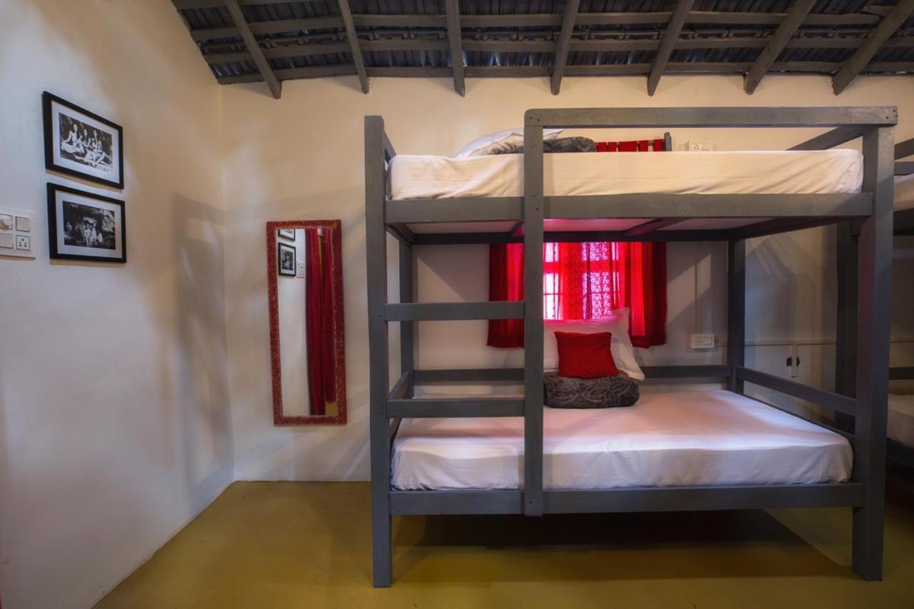 Craft Hostels อันจูนา ภายนอก รูปภาพ